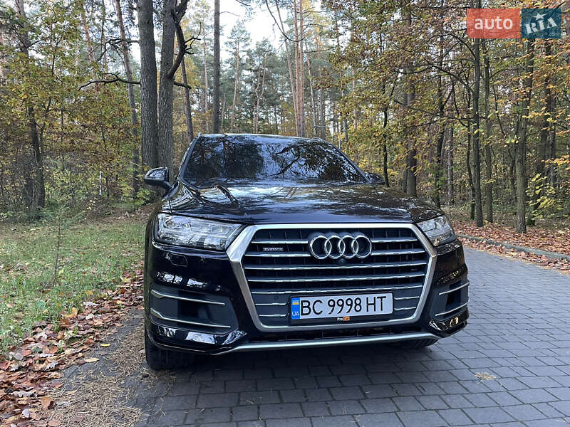 Внедорожник / Кроссовер Audi Q7 2016 в Львове