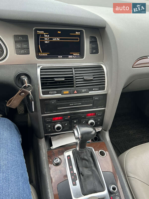 Внедорожник / Кроссовер Audi Q7 2013 в Львове фото 8 Внедорожник / Кроссовер Audi Q7 2013 в Львове