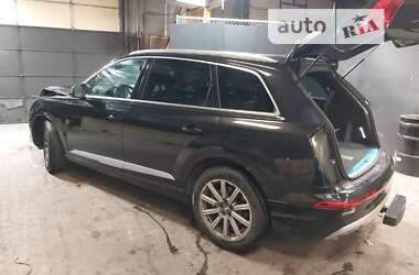 Внедорожник / Кроссовер Audi Q7 2019 в 