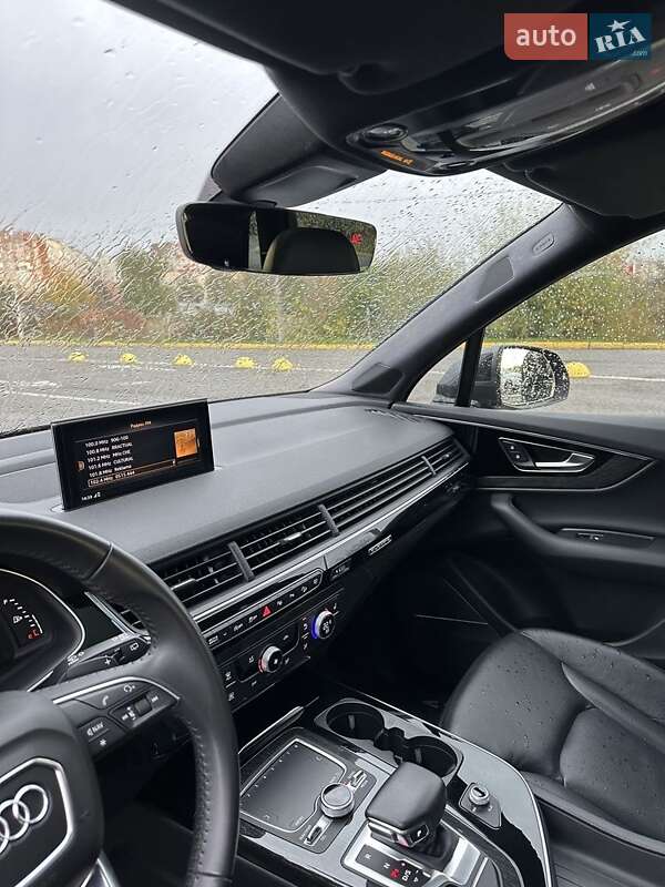 Внедорожник / Кроссовер Audi Q7 2019 в Черновцах