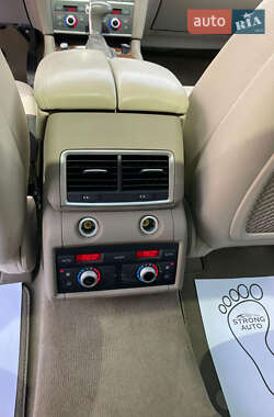 Внедорожник / Кроссовер Audi Q7 2015 в 