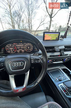 Внедорожник / Кроссовер Audi Q7 2016 в Сумах