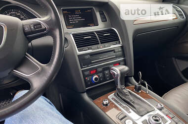Позашляховик / Кросовер Audi Q7 2012 в Буську