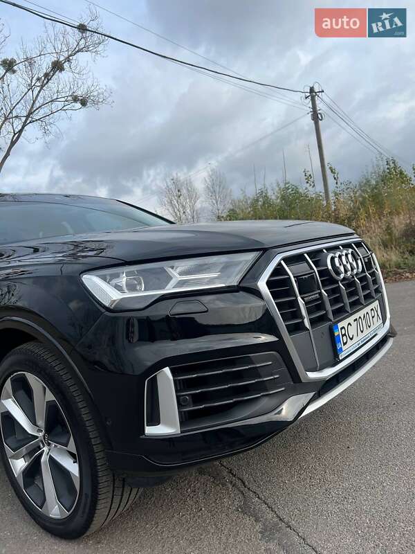 Внедорожник / Кроссовер Audi Q7 2021 в Львове