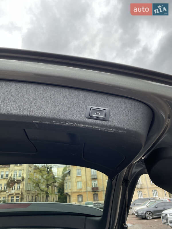 Позашляховик / Кросовер Audi Q7 2014 в Львові
