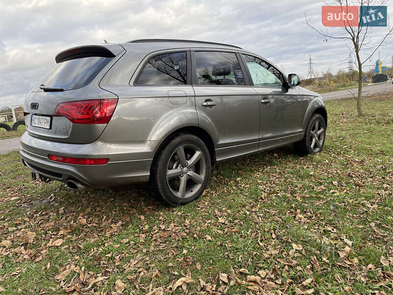 Позашляховик / Кросовер Audi Q7 2014 в Львові