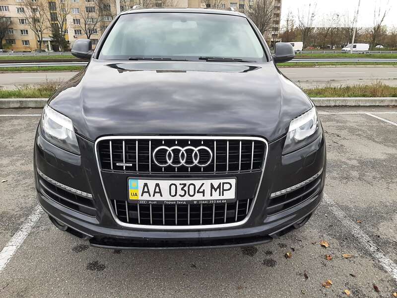 Внедорожник / Кроссовер Audi Q7 2013 в Киеве