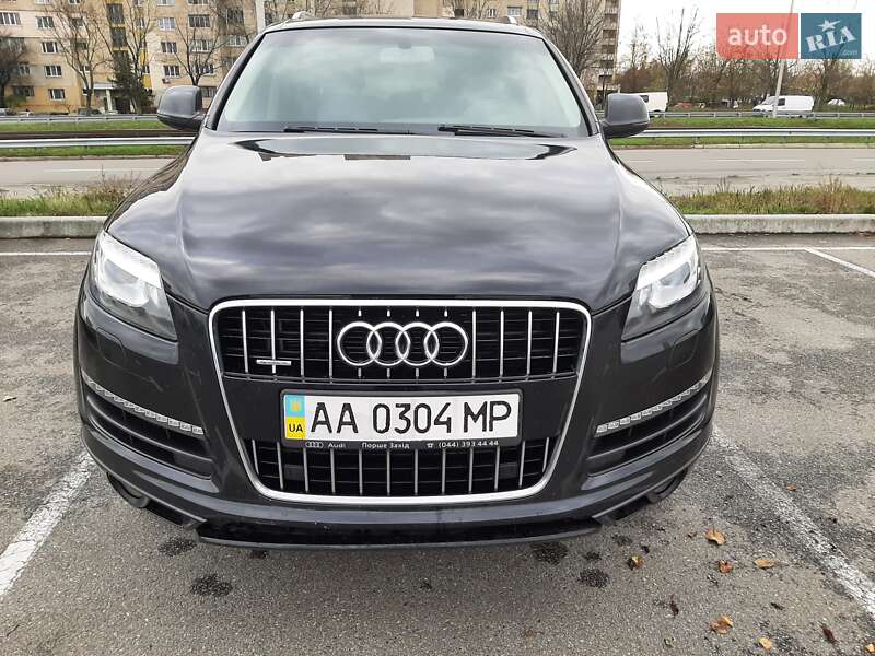 Внедорожник / Кроссовер Audi Q7 2013 в Киеве