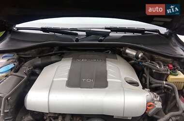 Внедорожник / Кроссовер Audi Q7 2009 в 