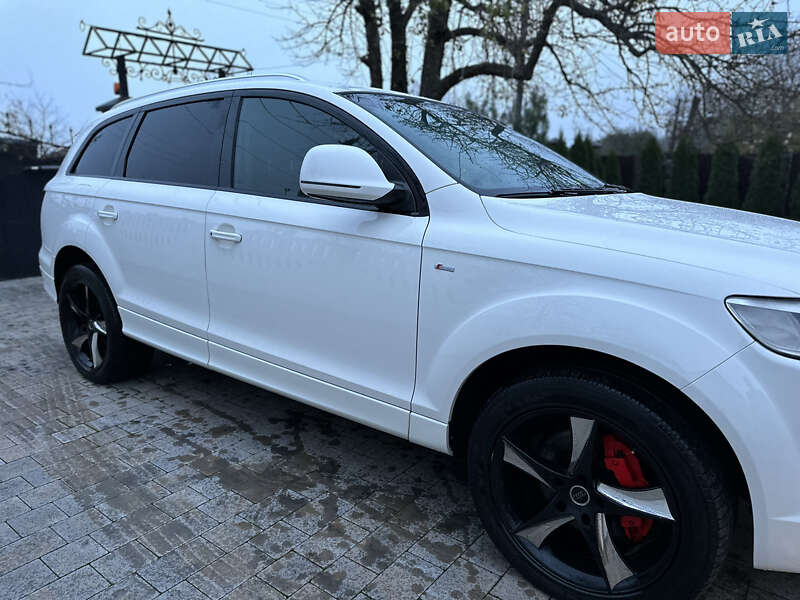 Позашляховик / Кросовер Audi Q7 2009 в Луцьку