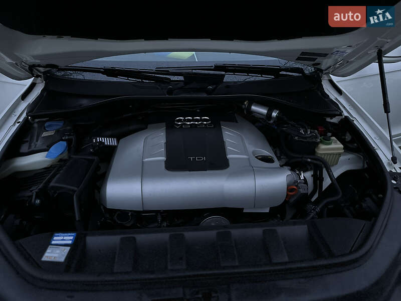 Позашляховик / Кросовер Audi Q7 2009 в Луцьку