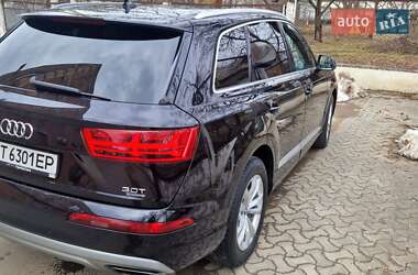Внедорожник / Кроссовер Audi Q7 2016 в 