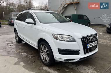 Внедорожник / Кроссовер Audi Q7 2014 в 