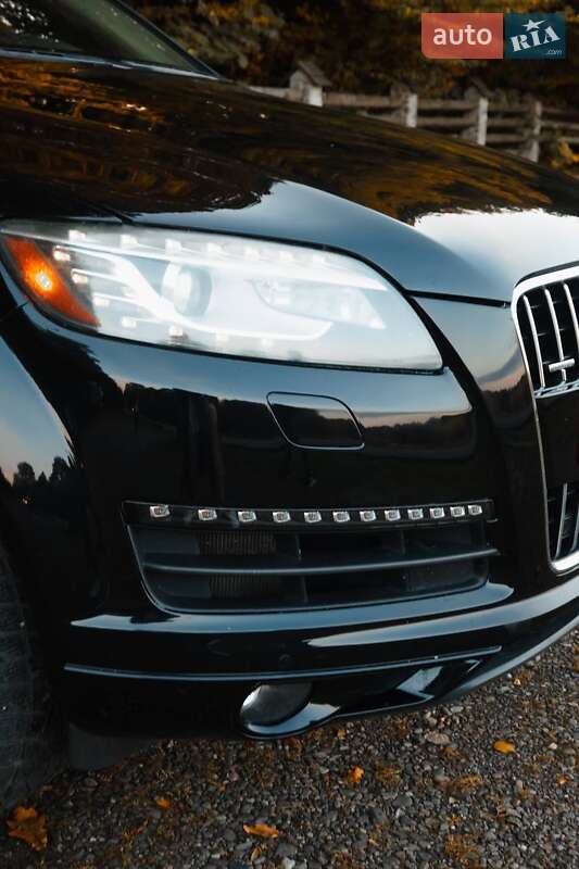 Позашляховик / Кросовер Audi Q7 2013 в Івано-Франківську