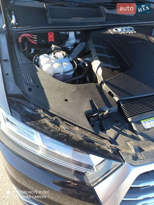 Внедорожник / Кроссовер Audi Q7 2017 в Ананьеве