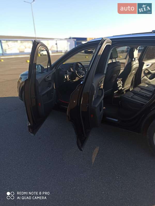 Внедорожник / Кроссовер Audi Q7 2017 в Ананьеве