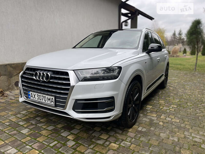 Позашляховик / Кросовер Audi Q7 2018 в Харкові