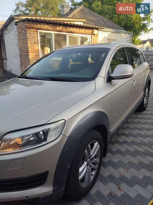Позашляховик / Кросовер Audi Q7 2006 в Кропивницькому