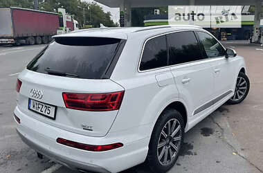 Внедорожник / Кроссовер Audi Q7 2017 в Ровно