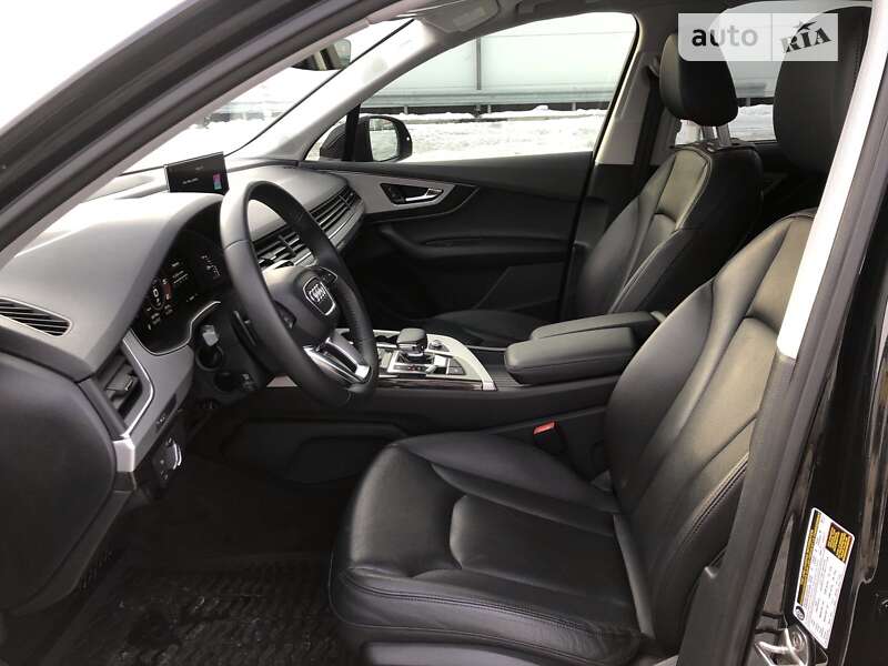Позашляховик / Кросовер Audi Q7 2019 в Києві