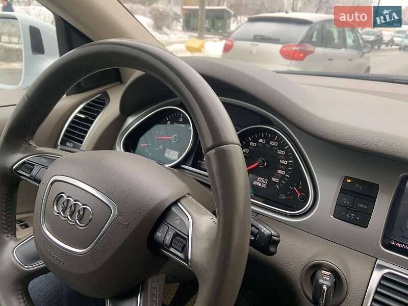 Позашляховик / Кросовер Audi Q7 2012 в Тернополі