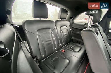 Позашляховик / Кросовер Audi Q7 2012 в 
