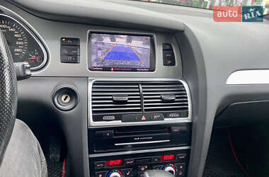 Позашляховик / Кросовер Audi Q7 2012 в 