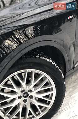 Позашляховик / Кросовер Audi Q7 2015 в Теребовлі