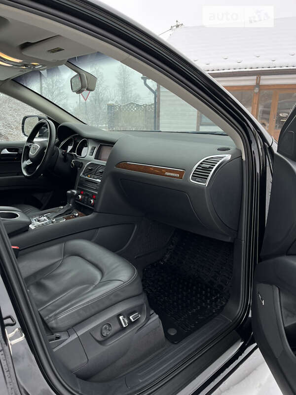 Внедорожник / Кроссовер Audi Q7 2013 в Богородчанах