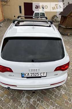 Позашляховик / Кросовер Audi Q7 2013 в Звягелі