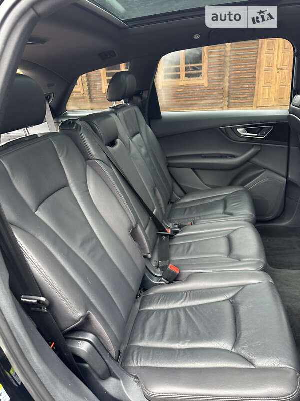 Внедорожник / Кроссовер Audi Q7 2015 в Косове