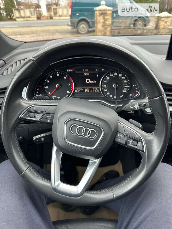 Внедорожник / Кроссовер Audi Q7 2015 в Косове
