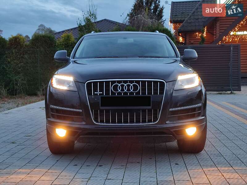 Внедорожник / Кроссовер Audi Q7 2013 в Стрые
