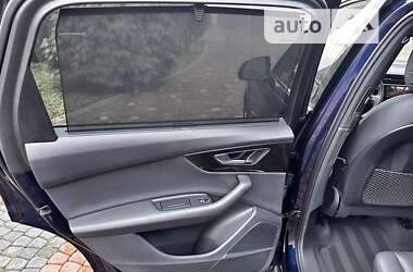 Внедорожник / Кроссовер Audi Q7 2021 в Хусте