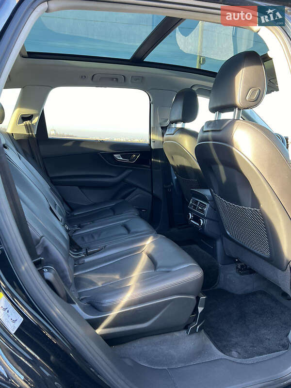 Внедорожник / Кроссовер Audi Q7 2016 в Белой Церкви