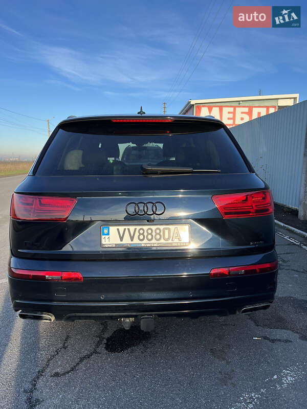 Внедорожник / Кроссовер Audi Q7 2016 в Белой Церкви