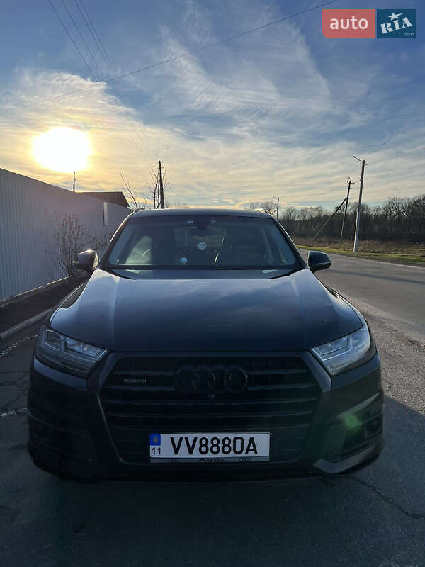 Внедорожник / Кроссовер Audi Q7 2016 в Белой Церкви