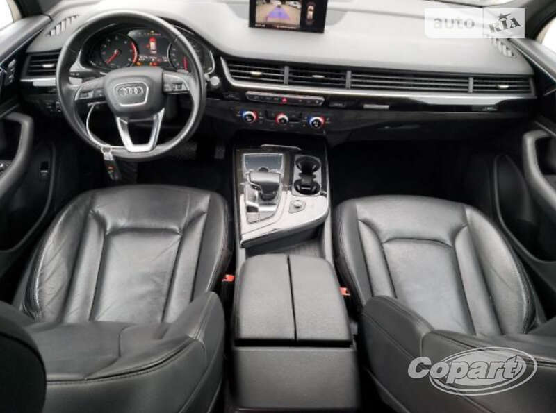 Внедорожник / Кроссовер Audi Q7 2015 в Косове