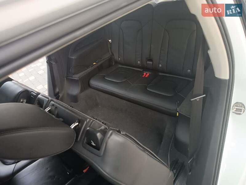 Позашляховик / Кросовер Audi Q7 2015 в Тернополі