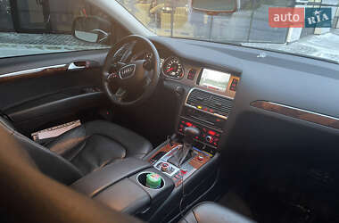 Внедорожник / Кроссовер Audi Q7 2013 в 