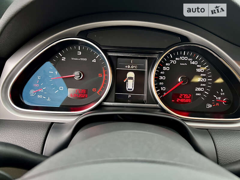 Позашляховик / Кросовер Audi Q7 2010 в Дніпрі фото 15 Позашляховик / Кросовер Audi Q7 2010 в Дніпрі