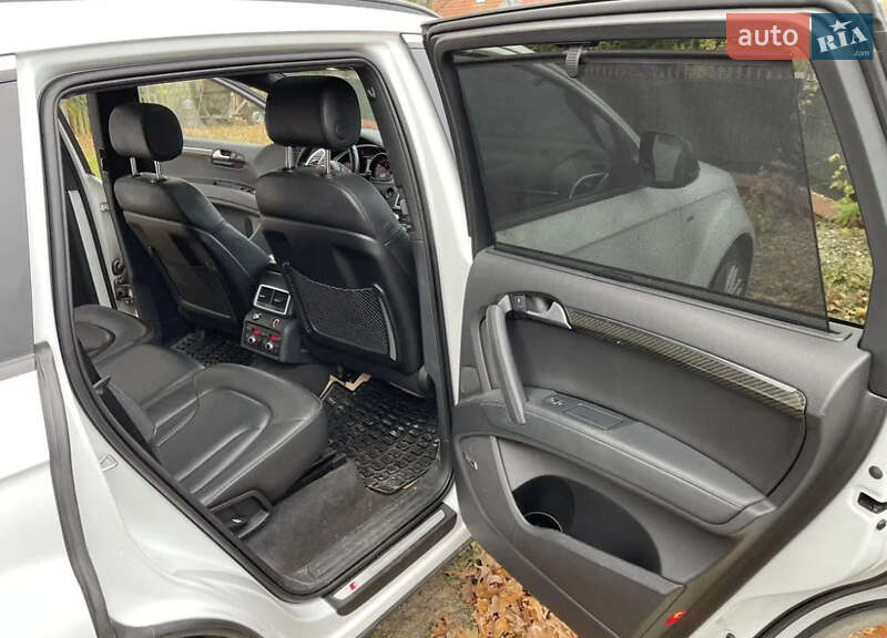 Позашляховик / Кросовер Audi Q7 2013 в Івано-Франківську