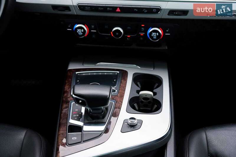 Внедорожник / Кроссовер Audi Q7 2019 в Луцке