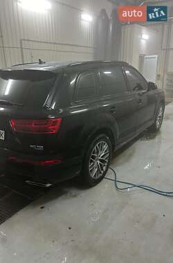 Внедорожник / Кроссовер Audi Q7 2018 в Киеве