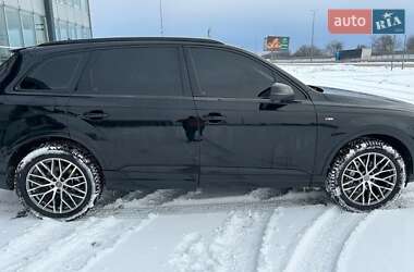 Внедорожник / Кроссовер Audi Q7 2018 в Киеве