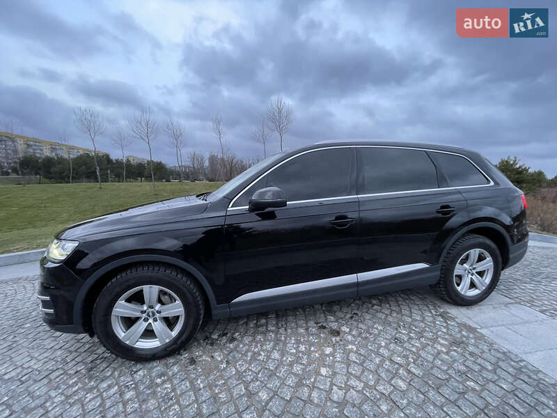 Позашляховик / Кросовер Audi Q7 2015 в Дніпрі фото 10 Позашляховик / Кросовер Audi Q7 2015 в Дніпрі