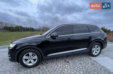 Внедорожник / Кроссовер Audi Q7 2015 в Днепре