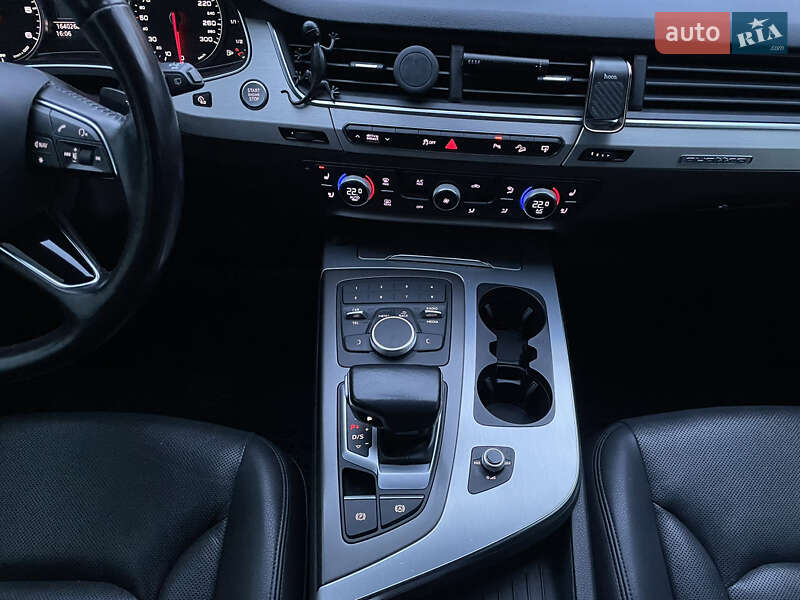 Позашляховик / Кросовер Audi Q7 2015 в Дніпрі фото 17 Позашляховик / Кросовер Audi Q7 2015 в Дніпрі