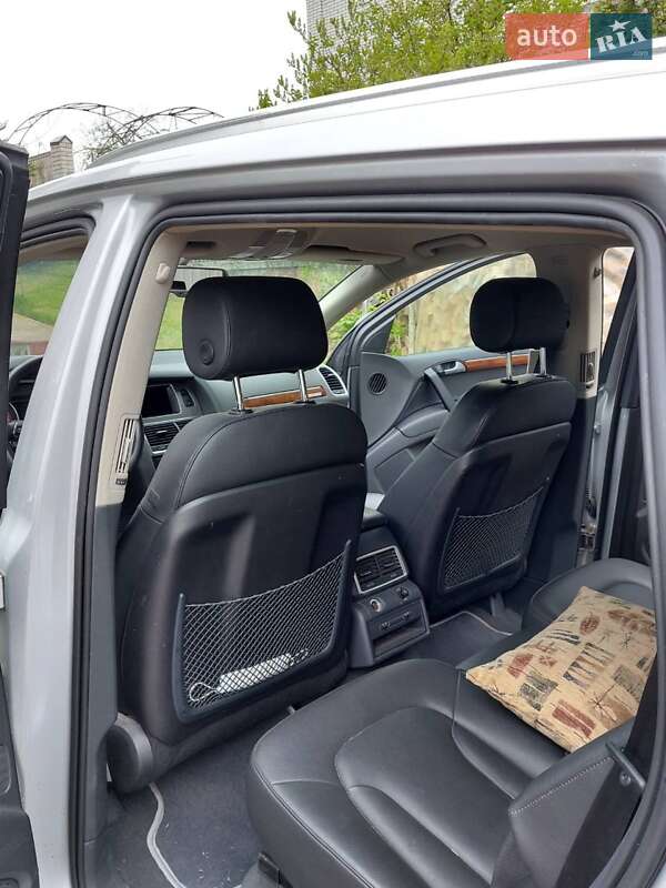 Позашляховик / Кросовер Audi Q7 2013 в Києві
