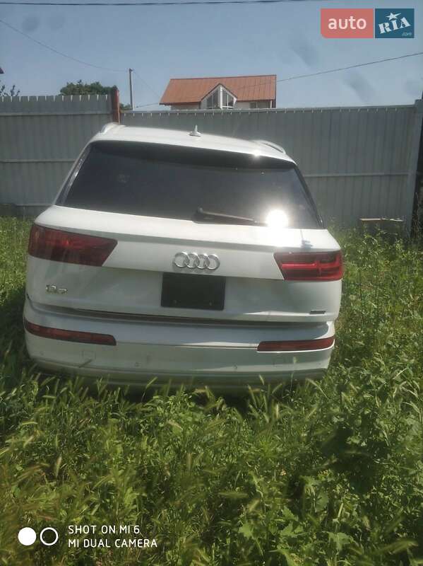 Внедорожник / Кроссовер Audi Q7 2017 в Коблеве